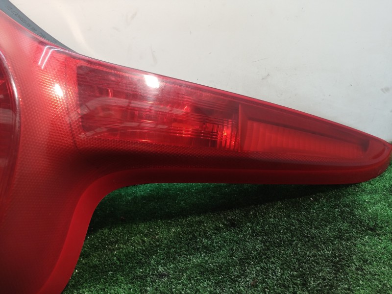 Recambio de piloto trasero derecho para volvo c30 1.6 d drive kinetic referencia OEM IAM 27710205 27710205 27710205