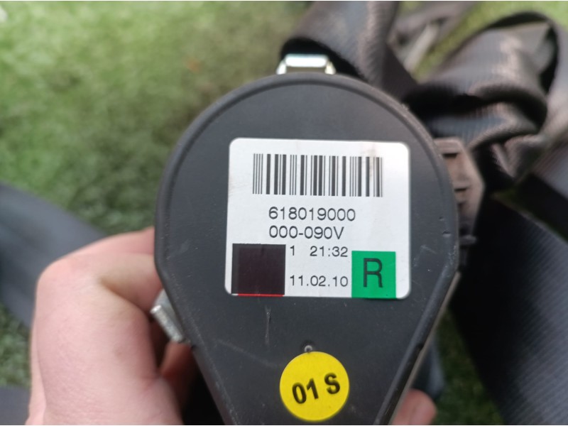 Recambio de cinturon seguridad trasero derecho para volkswagen golf vi (5k1) advance referencia OEM IAM 1K6857806AA 1K6857806AA 
