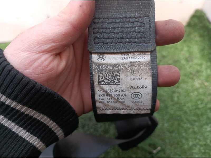 Recambio de cinturon seguridad trasero derecho para volkswagen golf vi (5k1) advance referencia OEM IAM 1K6857806AA 1K6857806AA 