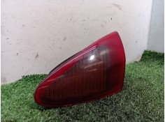 Recambio de piloto trasero derecho interior para alfa romeo 147 (190) 1.9 jtd cat referencia OEM IAM 46556346 46556346 46747825G 2