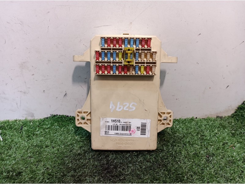 Recambio de caja reles / fusibles para kia cee´d emotion referencia OEM IAM 919501H51010 919501H51010 919502H500