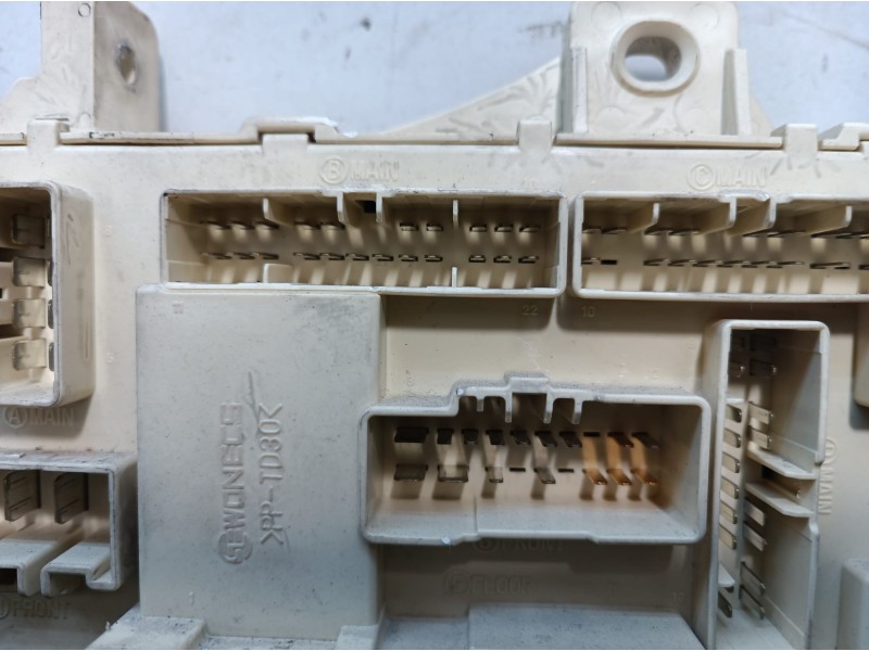 Recambio de caja reles / fusibles para kia cee´d emotion referencia OEM IAM 919501H51010 919501H51010 919502H500