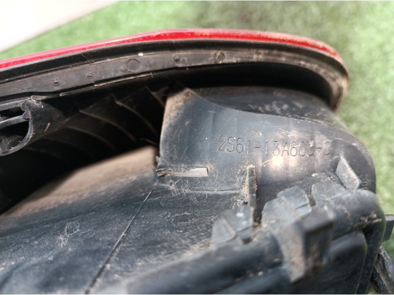 Recambio de piloto trasero izquierdo para ford fiesta (cbk) ambiente referencia OEM IAM 2S6113A603B 2S6113A603B 2S6113N004AC