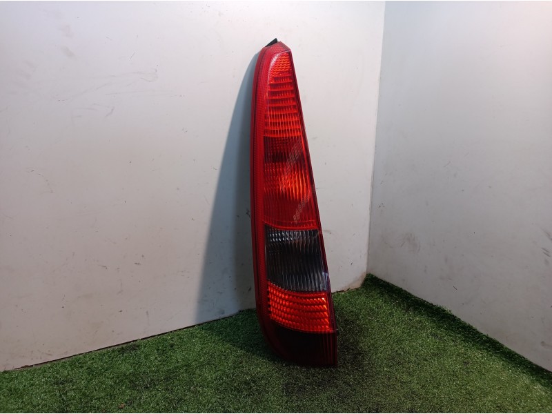 Recambio de piloto trasero izquierdo para ford fiesta (cbk) ambiente referencia OEM IAM 2S6113A603B 2S6113A603B 2S6113N004AC