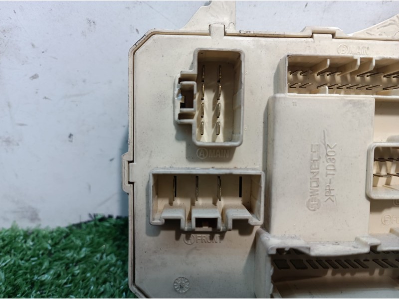 Recambio de caja reles / fusibles para kia cee´d emotion referencia OEM IAM 919501H51010 919501H51010 919502H500