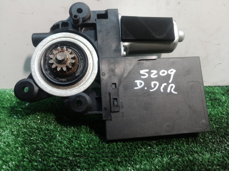Recambio de elevalunas delantero derecho para volvo c30 1.6 d drive kinetic referencia OEM IAM 30798106AB 30798106AB 30798106AB