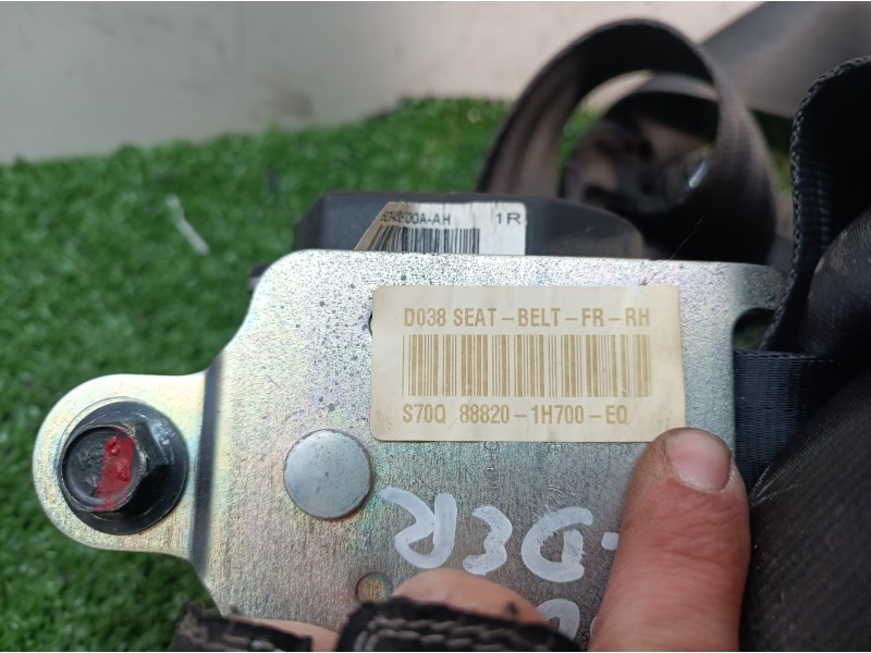 Recambio de cinturon seguridad delantero derecho para kia cee´d emotion referencia OEM IAM 609488700AAH 609436000 888201H700