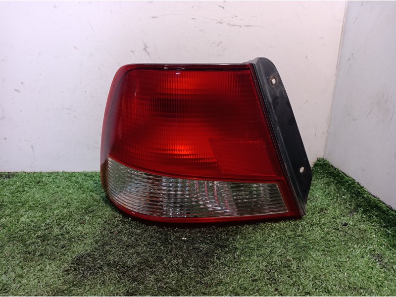 Recambio de piloto trasero izquierdo para hyundai accent (lc) gl 4p referencia OEM IAM   