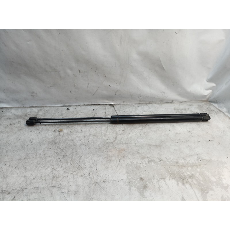 Recambio de amortiguadores maletero / porton para mercedes-benz clase m (w163) 320 (163.154) referencia OEM IAM  A1637400345 A16