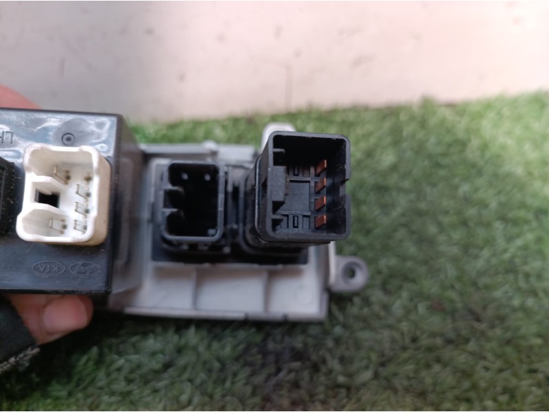 Recambio de mando multifuncion para kia cee´d emotion referencia OEM IAM 933001H000EQ 933001H000EQ 933001H000