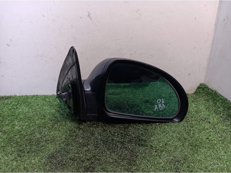 Recambio de retrovisor derecho para kia cee´d emotion referencia OEM IAM 022608 022608 022609