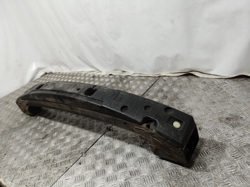 Recambio de refuerzo paragolpes delantero para chrysler voyager (rg) 2.8 crd executive referencia OEM IAM   