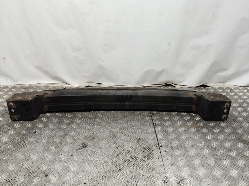 Recambio de refuerzo paragolpes delantero para chrysler voyager (rg) 2.8 crd executive referencia OEM IAM   