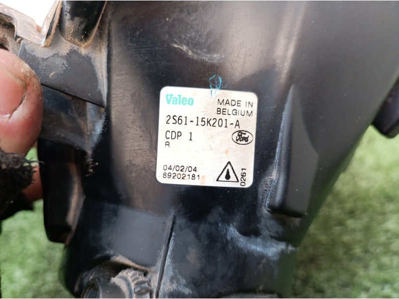 Recambio de faro antiniebla derecho para ford fiesta (cbk) ambiente referencia OEM IAM 2S6115K201A 2S6115K201A 89202181