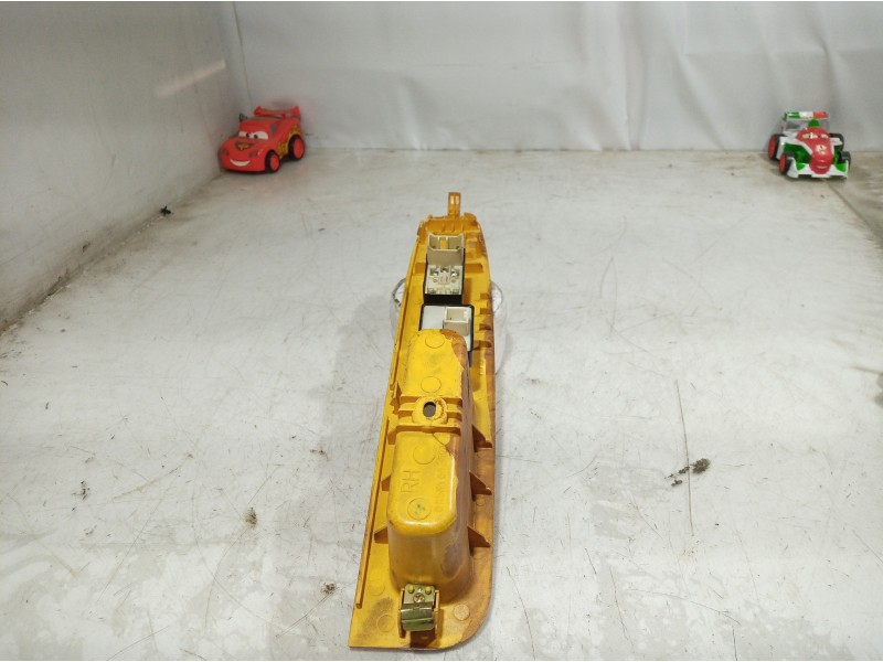 Recambio de mando elevalunas delantero derecho para kia carnival referencia OEM IAM 0K53A66360A 0K53A66360A 0K53A66360A