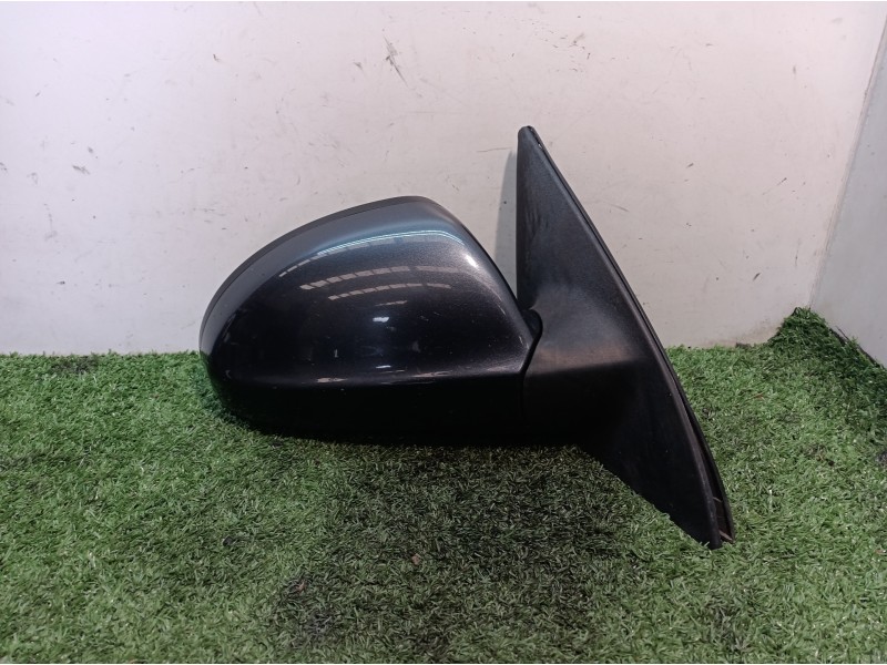 Recambio de retrovisor derecho para kia cee´d emotion referencia OEM IAM 022608 022608 022609