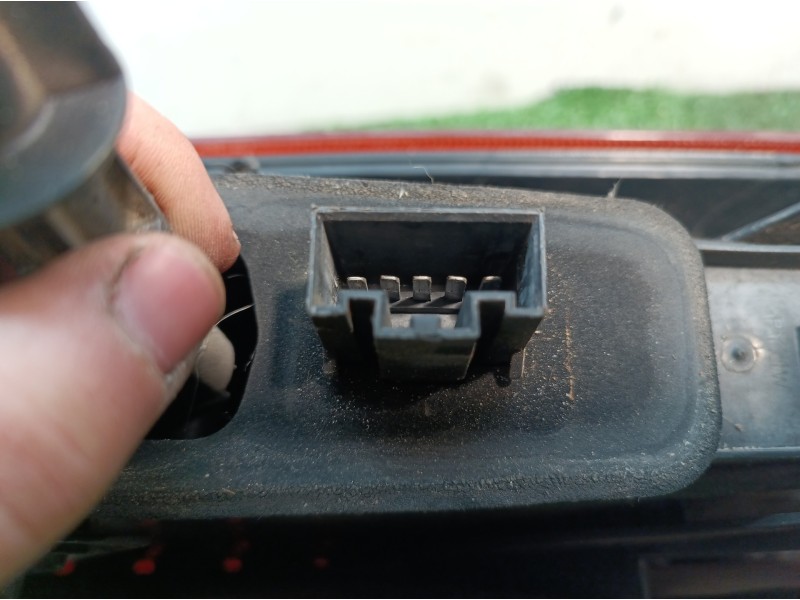 Recambio de piloto trasero derecho para ford fiesta (cbk) ambiente referencia OEM IAM 2S6113N004AD 2S6113N004AD 2S6113N004