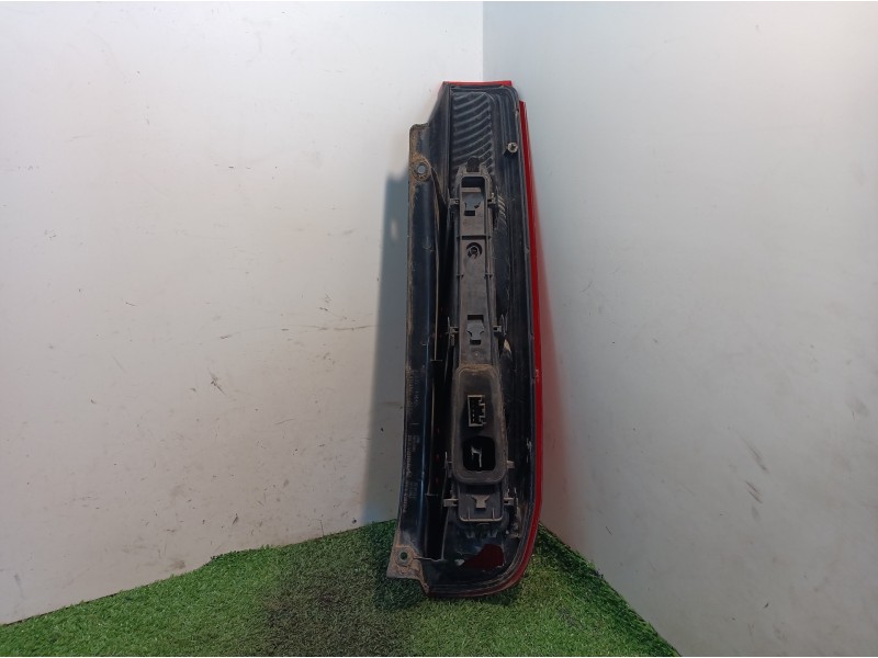 Recambio de piloto trasero izquierdo para ford fiesta (cbk) ambiente referencia OEM IAM 2S5113A603B 2S5113A603B 2S6113N004AD