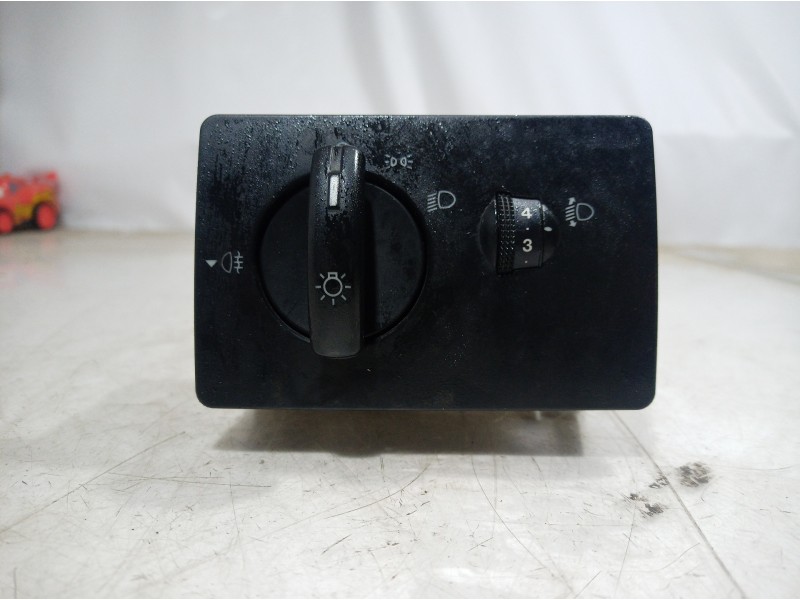 Recambio de mando luces para ford fiesta (cb1) referencia OEM IAM 6S6T13A024EA 6S6T13A024EA 6S6T13A024