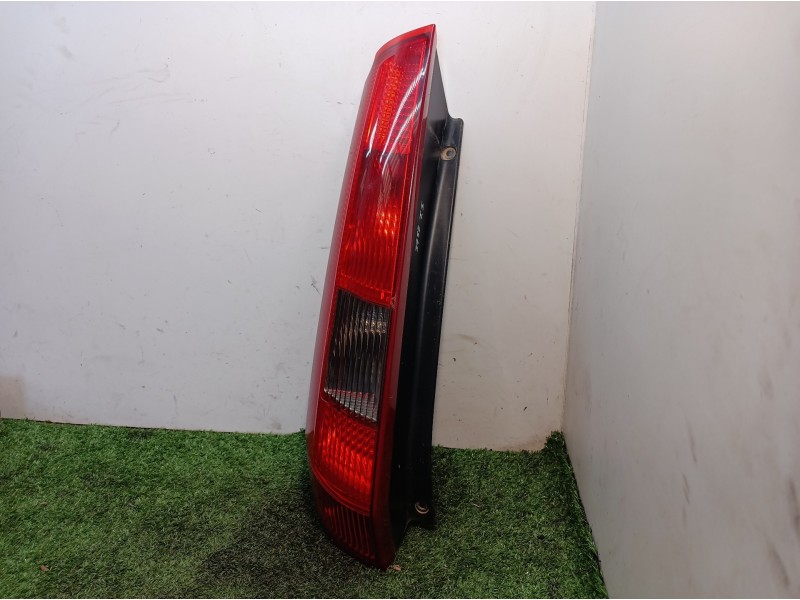 Recambio de piloto trasero izquierdo para ford fiesta (cbk) ambiente referencia OEM IAM 2S5113A603B 2S5113A603B 2S6113N004AD