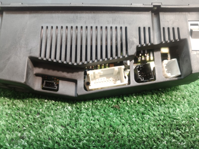 Recambio de mando climatizador para bmw serie 3 berlina (e46) 320d referencia OEM IAM 64116902440 64116902440 5HB00773811