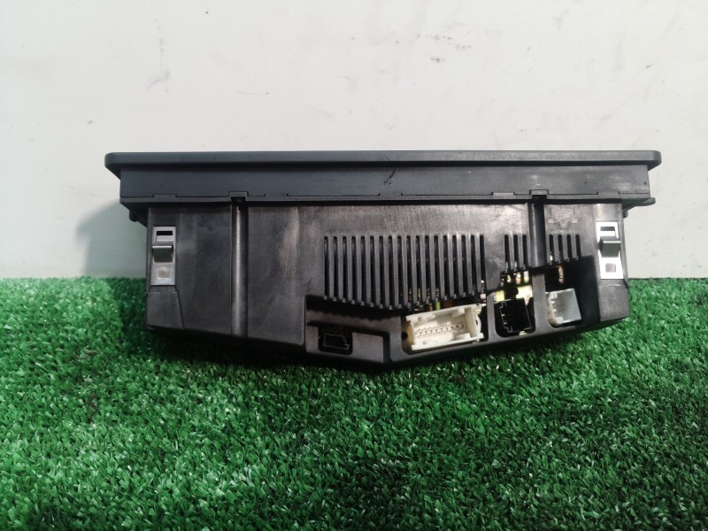 Recambio de mando climatizador para bmw serie 3 berlina (e46) 320d referencia OEM IAM 64116902440 64116902440 5HB00773811