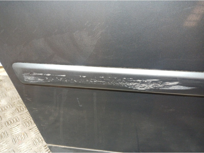 Recambio de puerta trasera derecha para audi a4 avant (8e) 1.9 tdi (96kw) referencia OEM IAM   