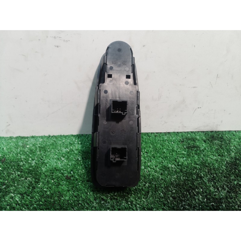 Recambio de mando elevalunas delantero izquierdo para citroën c4 picasso business class referencia OEM IAM 532650 532650 532650