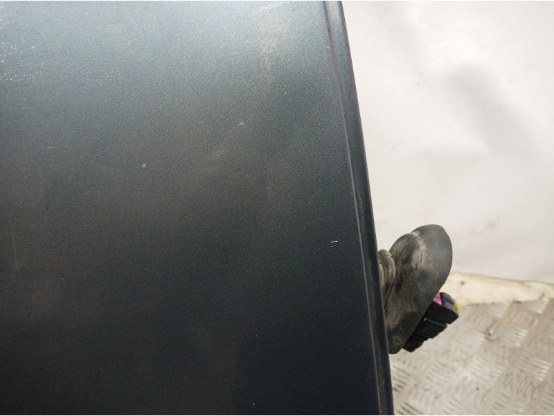 Recambio de puerta trasera derecha para audi a4 avant (8e) 1.9 tdi (96kw) referencia OEM IAM   