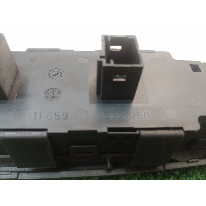 Recambio de mando elevalunas delantero izquierdo para citroën c4 picasso business class referencia OEM IAM 532650 532650 532650