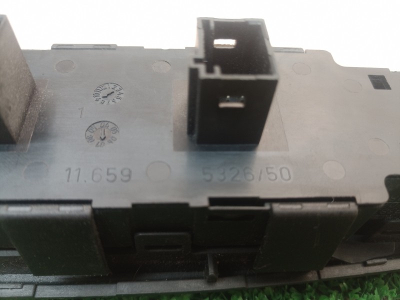 Recambio de mando elevalunas delantero izquierdo para citroën c4 picasso business class referencia OEM IAM 532650 532650 532650