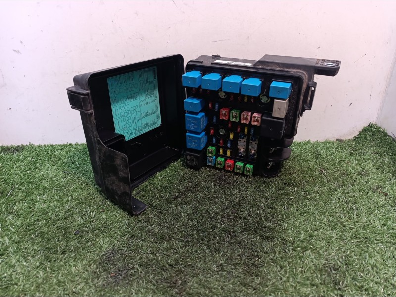 Recambio de caja reles / fusibles para kia cee´d emotion referencia OEM IAM 919501H030 919501H030 919501H030