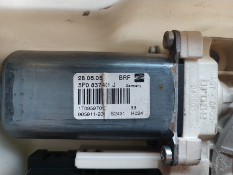 Recambio de elevalunas delantero izquierdo para seat altea (5p1) sport referencia OEM IAM 5P0837401J 5P0837401J 1K0959793H