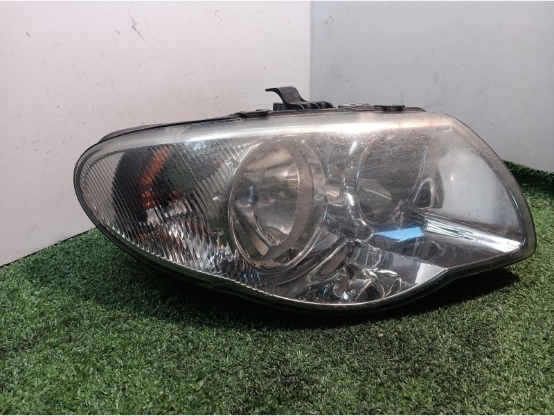 Recambio de faro derecho para chrysler voyager (rg) 2.8 crd executive referencia OEM IAM 04857830ABH 04857830ABH 6240200000