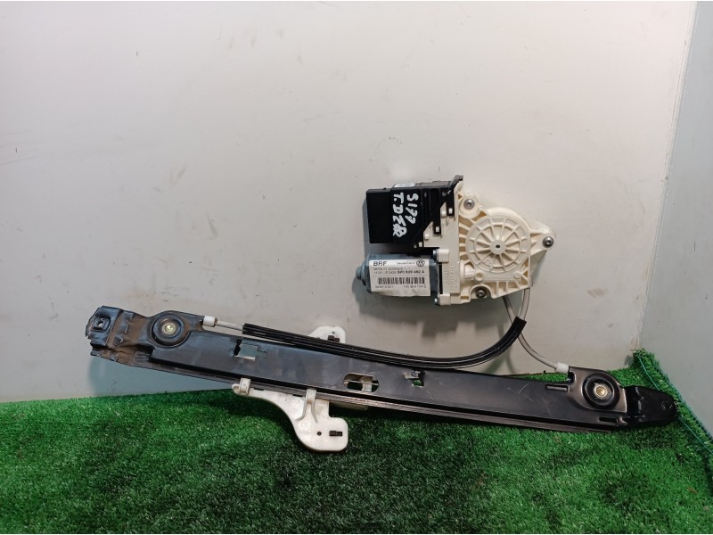 Recambio de elevalunas trasero derecho para seat altea (5p1) sport referencia OEM IAM 5P0839462A 5P0839462A 1K0959704E