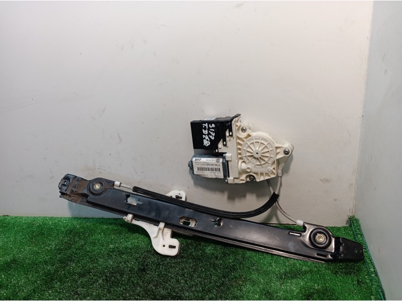 Recambio de elevalunas trasero derecho para seat altea (5p1) sport referencia OEM IAM 5P0839462A 5P0839462A 1K0959704E