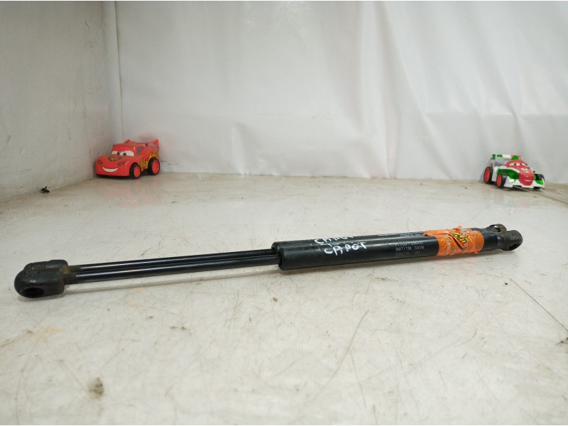 Recambio de amortiguadores capo para ssangyong kyron 200 xdi premium 4wd referencia OEM IAM 7115009000 7115009000 7115009000