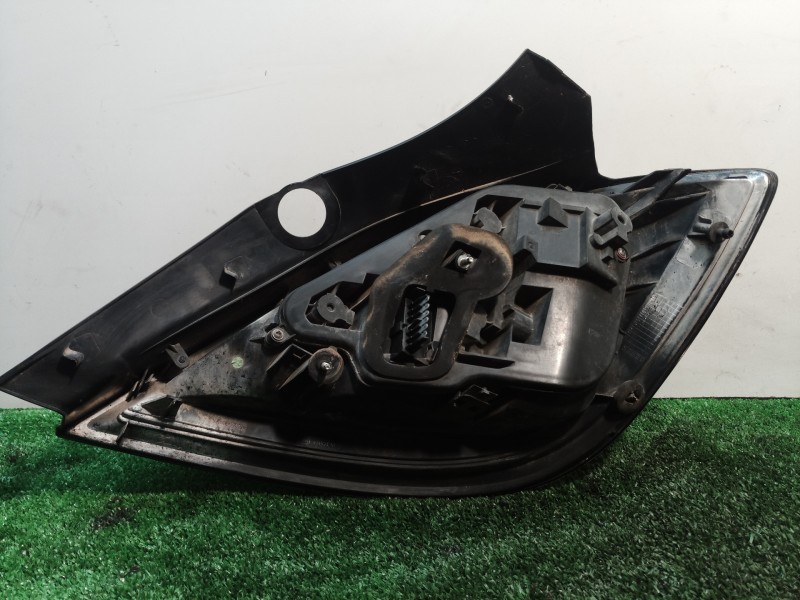 Recambio de piloto trasero izquierdo para opel astra h ber. cosmo referencia OEM IAM 00865301 00865301 24451835