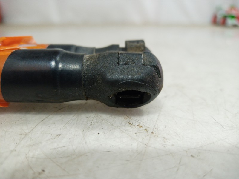 Recambio de amortiguadores capo para ssangyong kyron 200 xdi premium 4wd referencia OEM IAM 7115009000 7115009000 7115009000