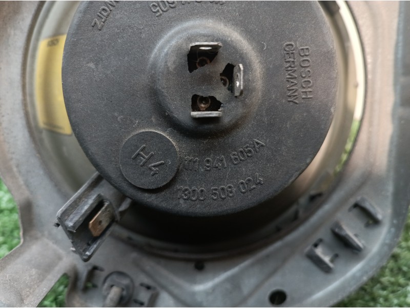 Recambio de faro izquierdo para volkswagen polo (867/871/873) azur coupe referencia OEM IAM 14592R20 111941605A 1300508025