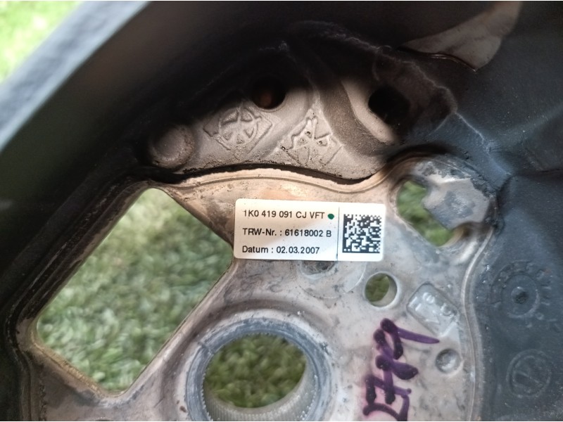 Recambio de volante para volkswagen golf v berlina (1k1) 2.0 tdi dpf referencia OEM IAM 1K0419091CJ 1K0419091CJ 61618002B