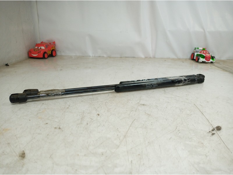 Recambio de amortiguadores maletero / porton para kia cee´d referencia OEM IAM 817702K000 817702K000 817702K000 Recambio de amortiguadores maletero / porton para kia cee´d referencia OEM IAM 817702K000 817702K000 817702K000