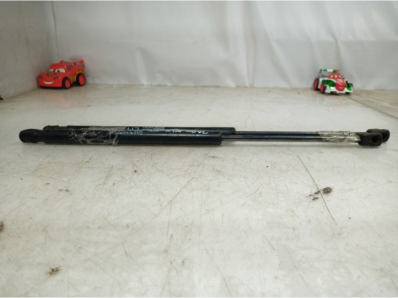 Recambio de amortiguadores maletero / porton para kia cee´d referencia OEM IAM 817702K000 817702K000 817702K000 Recambio de amortiguadores maletero / porton para kia cee´d referencia OEM IAM 817702K000 817702K000 817702K000