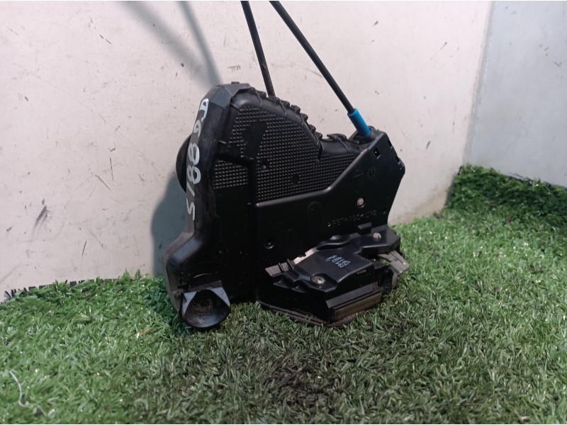 Recambio de cerradura puerta delantera derecha para toyota auris luna+ referencia OEM IAM   