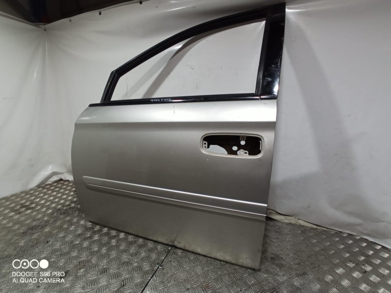 Recambio de puerta delantera izquierda para chrysler voyager (rg) 2.8 crd executive referencia OEM IAM   