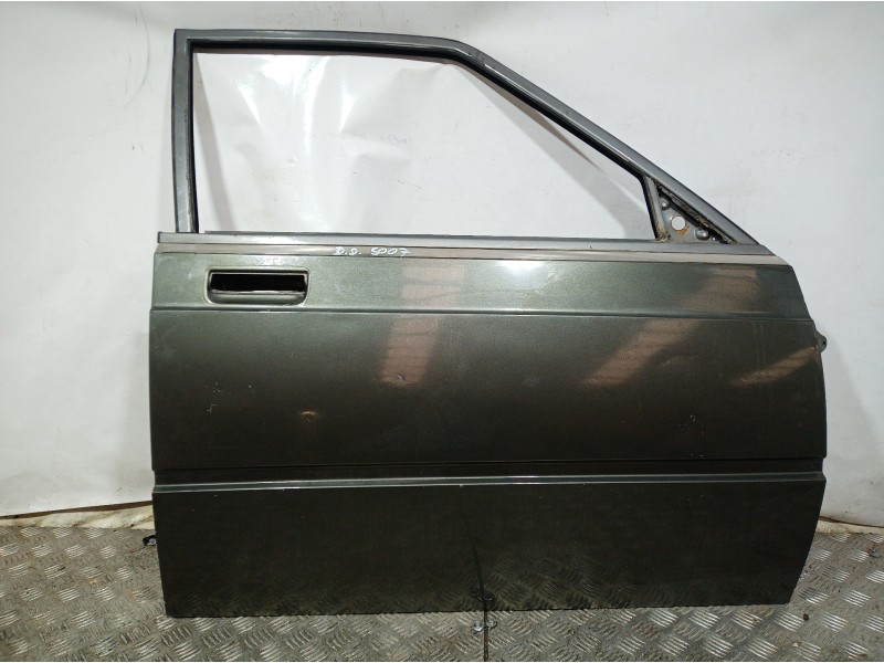 Recambio de puerta delantera derecha para maserati biturbo 425 referencia OEM IAM   