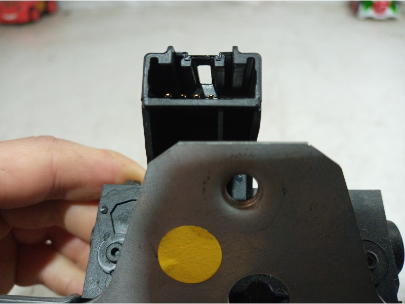 Recambio de cerradura maletero / porton para ford c-max edition referencia OEM IAM 8M51R442A66 8M51R442A66 8M51R442A66