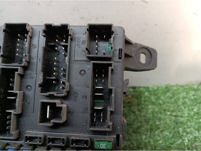 Recambio de caja reles / fusibles para hyundai getz (tb) 1.5 crdi referencia OEM IAM   