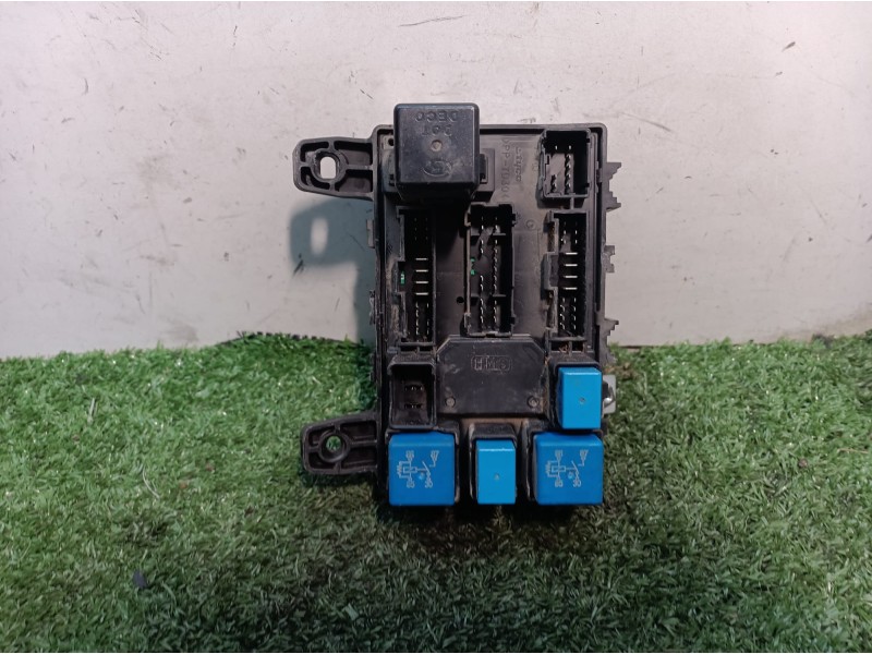 Recambio de caja reles / fusibles para hyundai getz (tb) 1.5 crdi referencia OEM IAM   