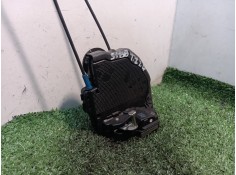 Recambio de cerradura puerta trasera izquierda para toyota auris luna+ referencia OEM IAM    2